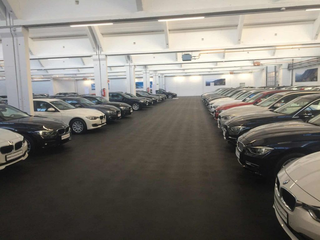 Dystrybutor samochodów BMW, Niemcy