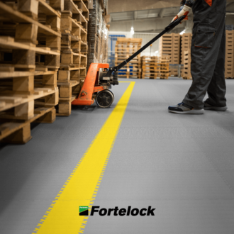 Podłoga odporna mechanicznie: Rozwiązania przemysłowe Fortelock